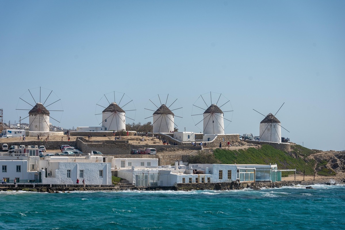 mykonos-01.jpg